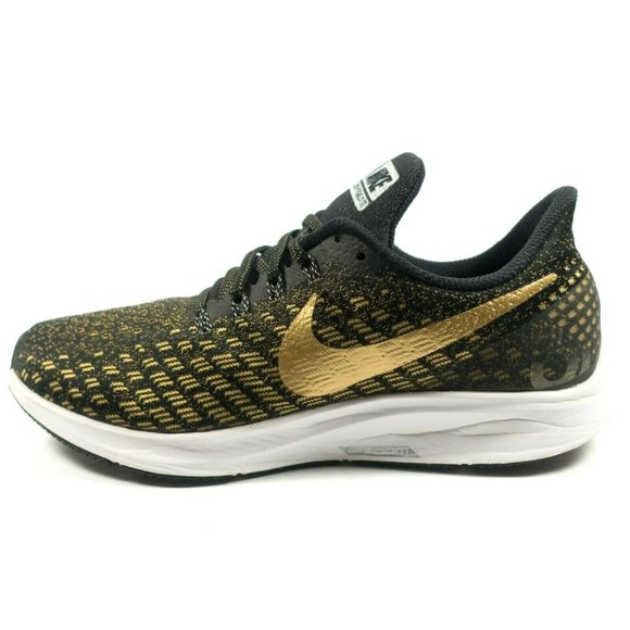 Nike Zoom Pegasus 35 Running Shoes